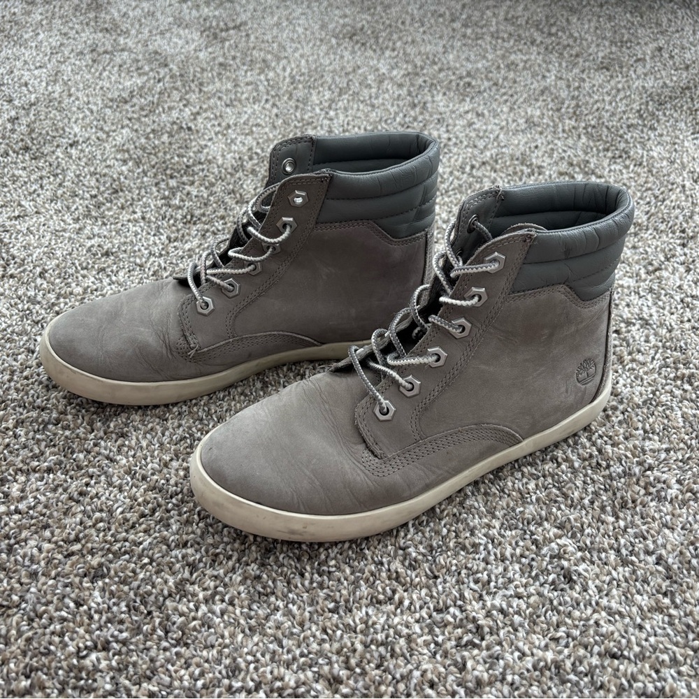 Women’s Timberland boots size 7